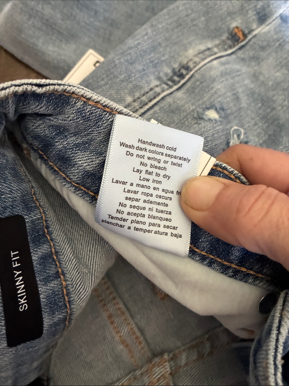 Judy Blue Light Wash Mid-Rise Destroyed Skinny Jeans- NWT- Size 5/27 - Picture 9 of 15